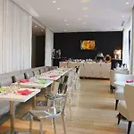 Hotel Le César Provins