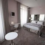 Hotel Le César 4*