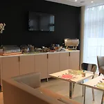 Le Cesar Hotel 4*