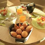 Hotel Le Cesar 4*