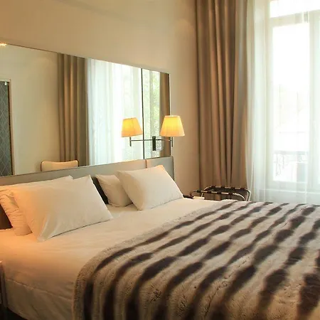 Hotel Le Cesar