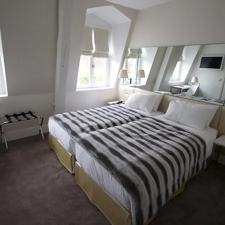 Le Cesar 4* Provins
