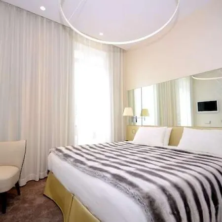 Hotel Le Cesar Provins