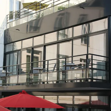 Le Cesar Hotel 4*