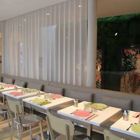 Hotel Le Cesar Provins