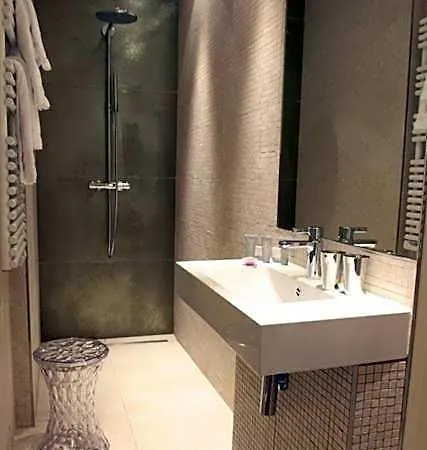Le Cesar Hotel
