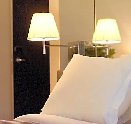 Le Cesar Hotel Provins