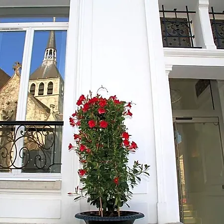 Hotel Le Cesar 4*