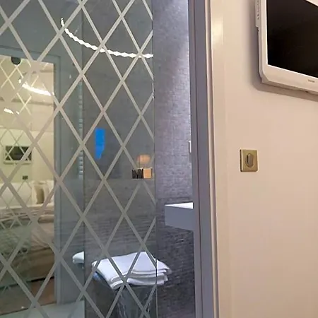 Le Cesar Hotel 4*