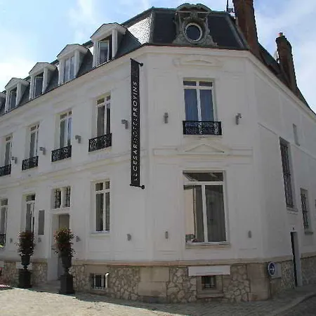 Hotel Le César 4*