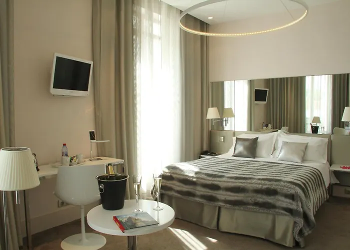 Le César Hotel Provins