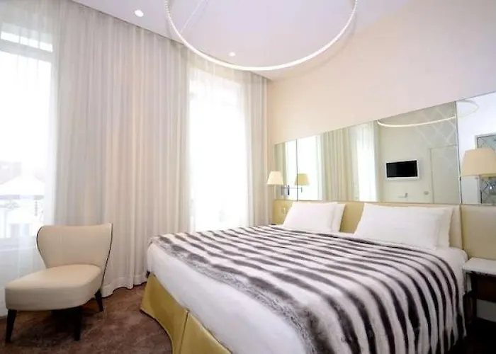 Hotel Le César Provins